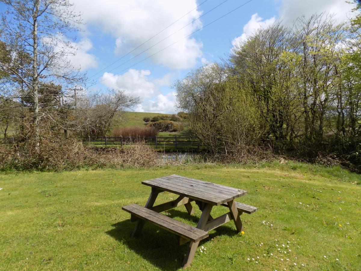 Cosy Quiet In Cornwall Close To The Coast