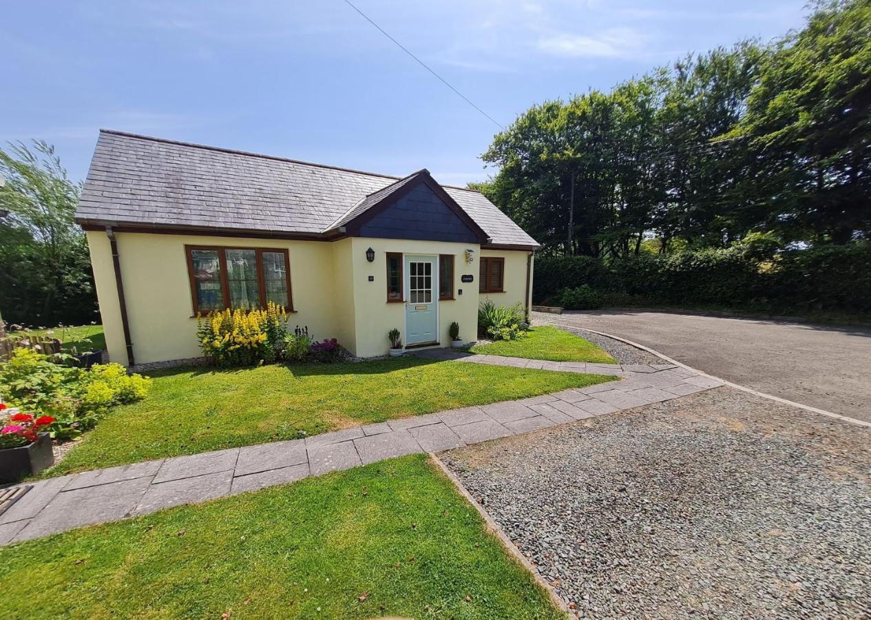 Cosy Quiet In Cornwall Close To The Coast *