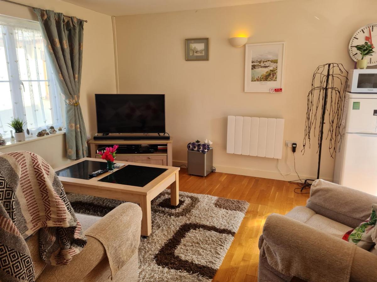 Cosy Quiet In Cornwall Close To The Coast